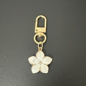 Elegant Gold and White Flower Bag Charm / Keychain.NWOT